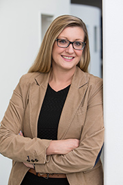 Nina Knauer Nina Knauer, Head of Marketing